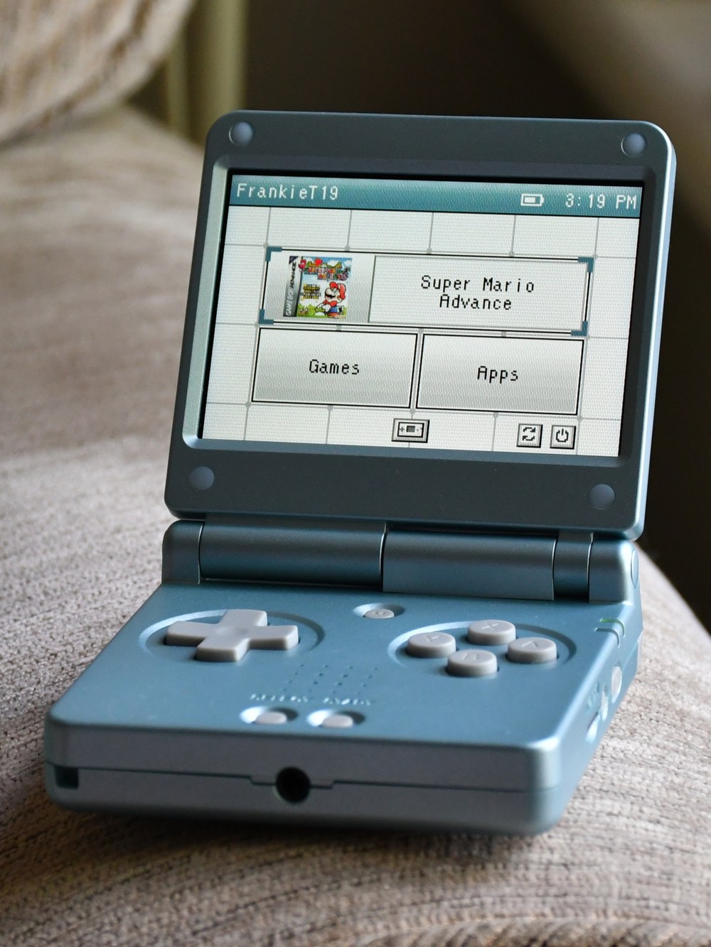 Anbernic RG SP running DS Style